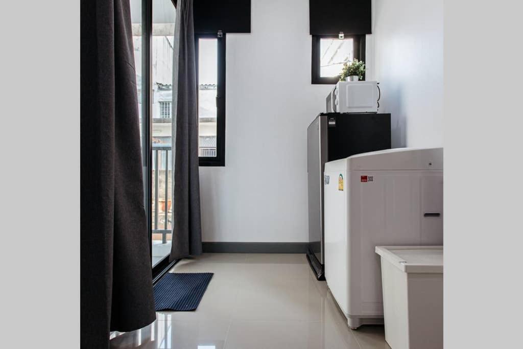 P4 Silom Large 2beds full kitchen WIFI 4-6pax Lejlighed Bangkok Eksteriør billede