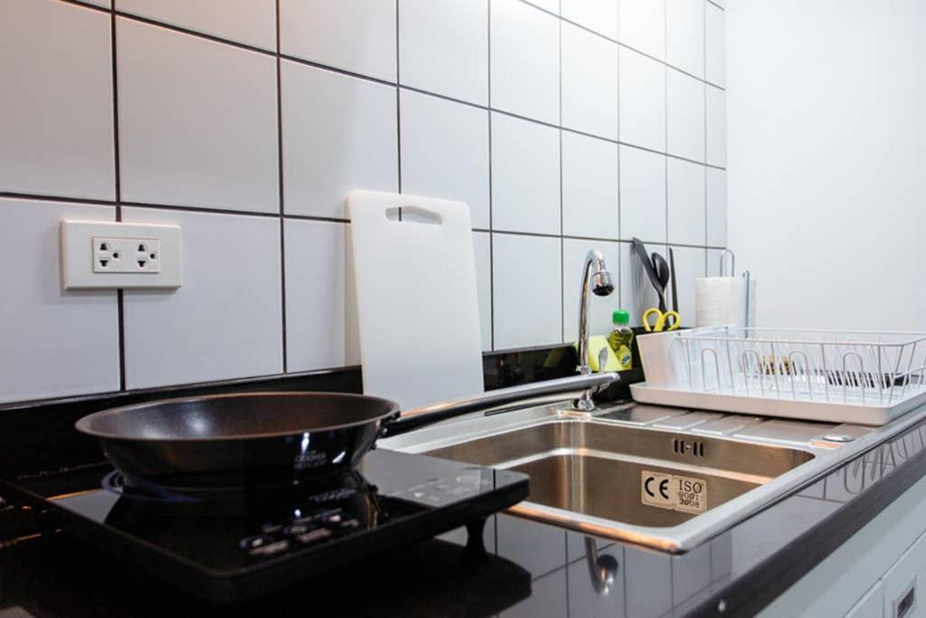 P4 Silom Large 2beds full kitchen WIFI 4-6pax Lejlighed Bangkok Eksteriør billede